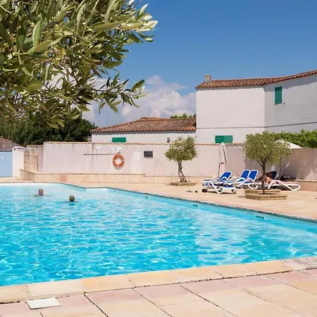 Cozy Renovated House With South-facing Patio And Parking Prázdninový dům *